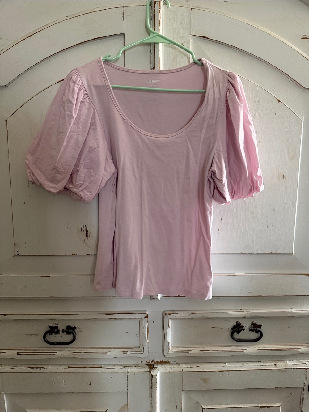 Women’s Old Navy Light Pink Scoop Neck Puff Sleeve Top